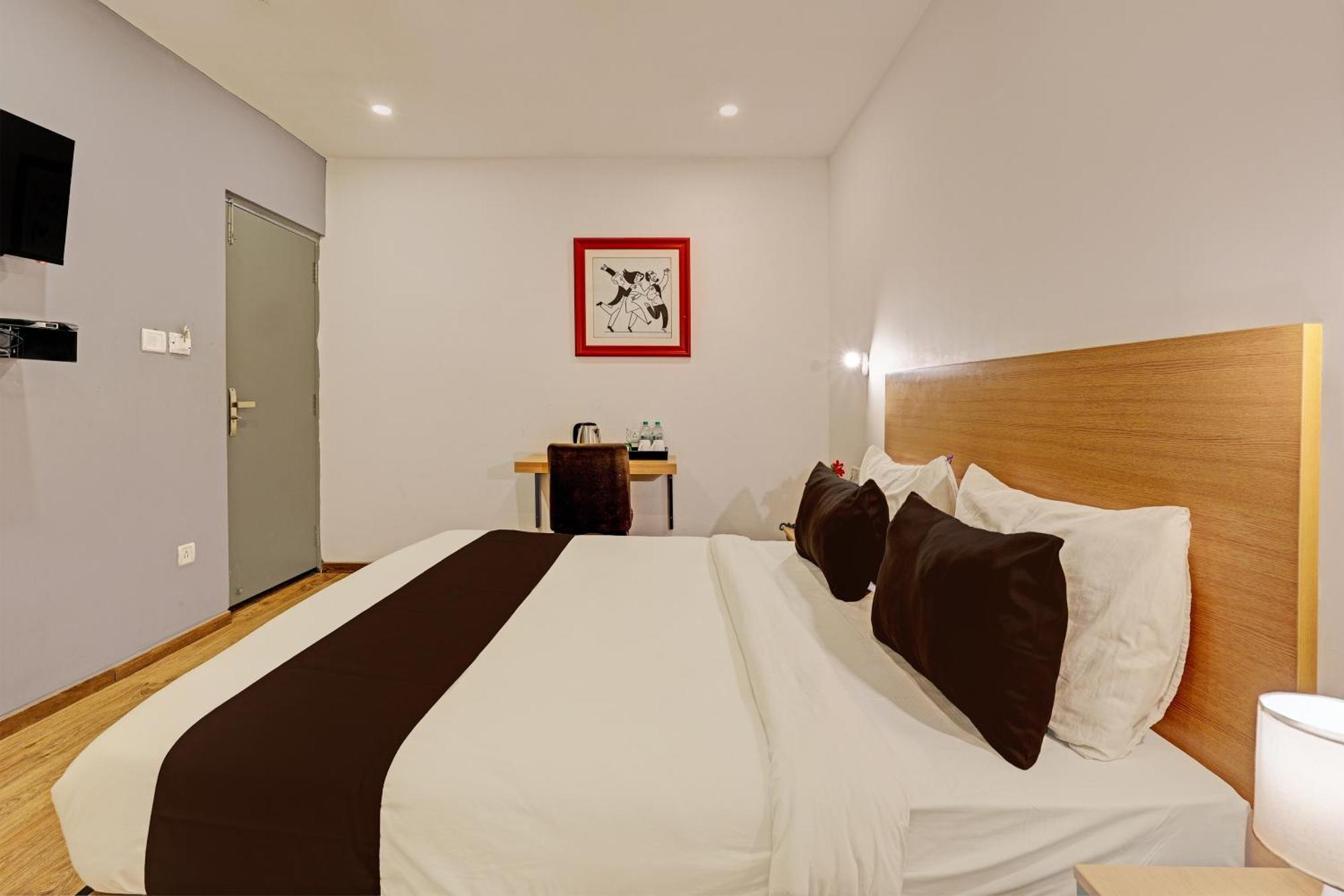 Super Townhouse Ramamurthy Nagar Formerly Navya International بنغالور المظهر الخارجي الصورة